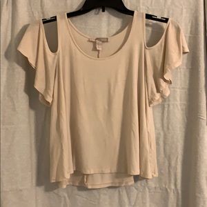 Forever 21 soft and flowing cold shoulder top 💖